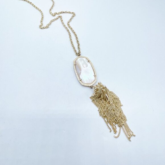 Kendra Scott Gold Long Necklace Mother-Of-Pearl Pendant & Tassel Chain - Picture 2 of 6